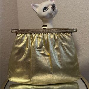 Vintage gold clutch purse, AND’E brand , real vintage, not a reproduction.